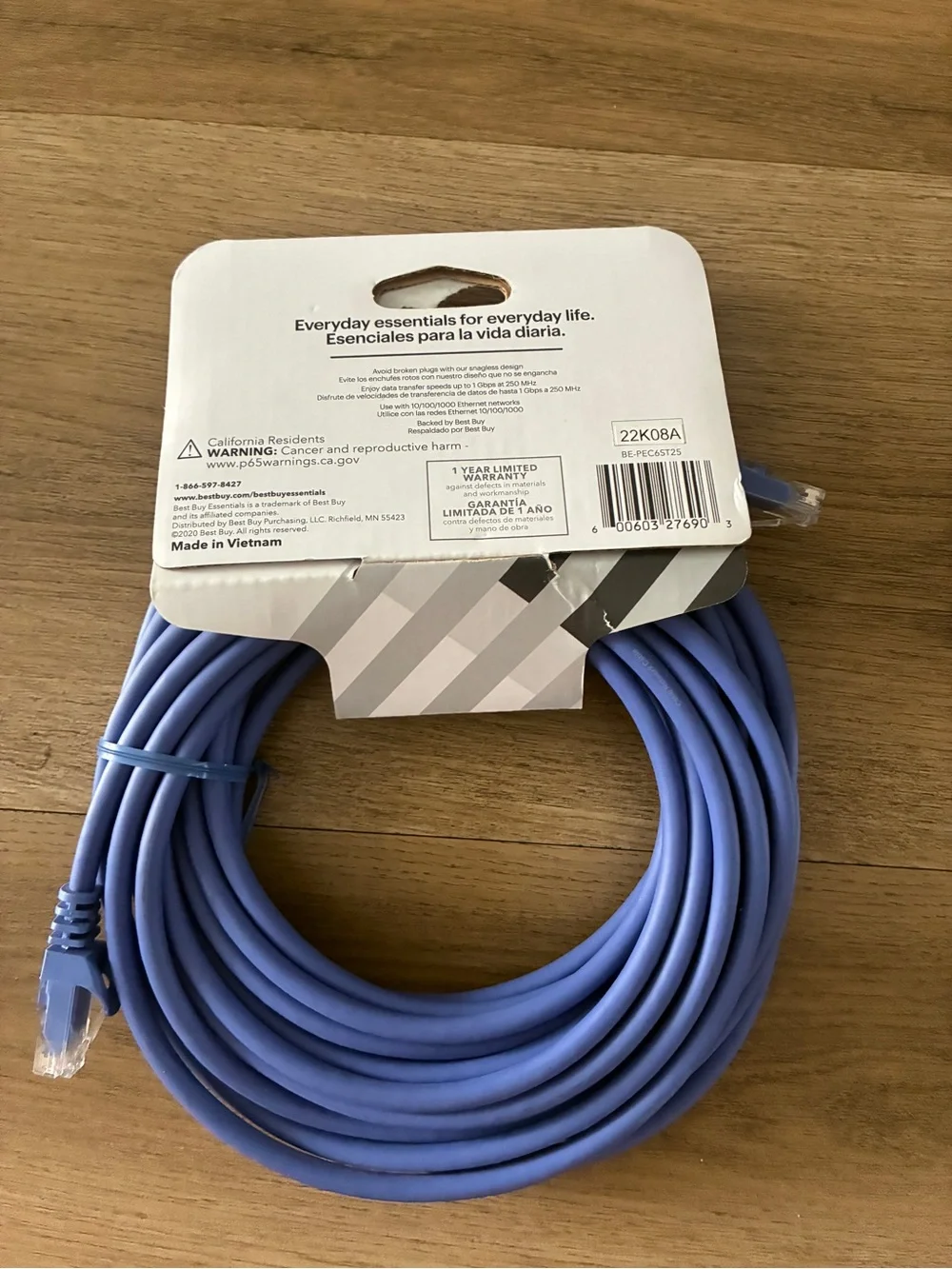 Best Buy Essentials 25 ft Cat6 Ethernet Cable RJ45 Blue High-Speed Internet - Picture 2 of 2
